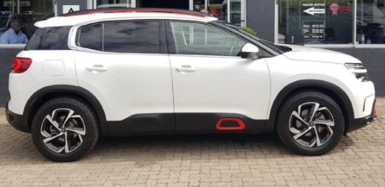 The Evolution of the Citroën C5 and C6: A Historical Overview