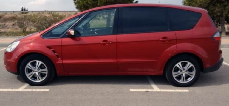 The Ford S-Max: A Journey Through Spacious Ingenuity and Driving Dynamics