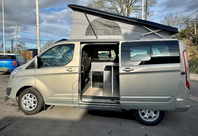 From Workhorse to People-Mover: The Evolutionary Journey of the Ford Tourneo