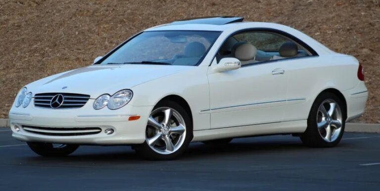 From Sporty Elegance to Dynamic Grand Tourer: A Journey Through the Evolution of the Mercedes-Benz CLK