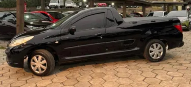 The Lion’s Unlikely Workhorse: A Comprehensive History of the Peugeot Hoggar