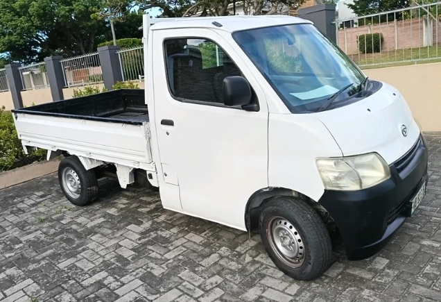 The Daihatsu Gran Max: An Enduring Global Workhorse