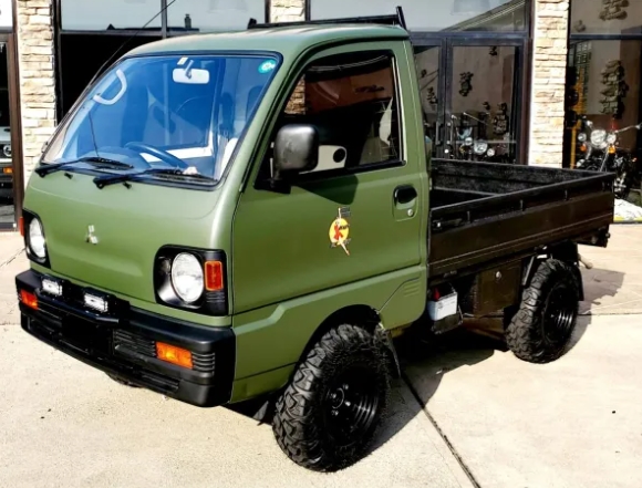 The Mitsubishi Minicab: A Kei Car Legend in Utility, Economy, and Evolution
