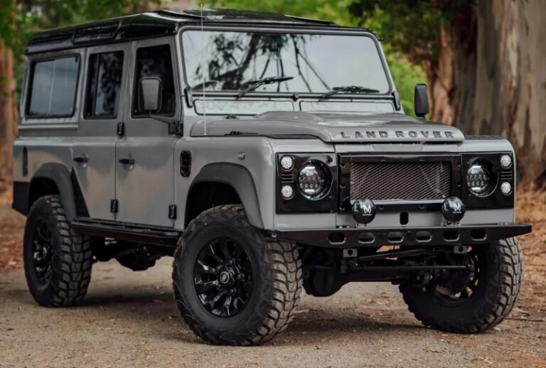 The Concrete Cruiser: How the Land Rover One Ten Defined an Era of Comfort and Capability