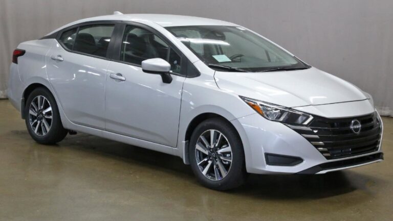 The People’s Subcompact: A Detailed History and Evolution of the Nissan Versa