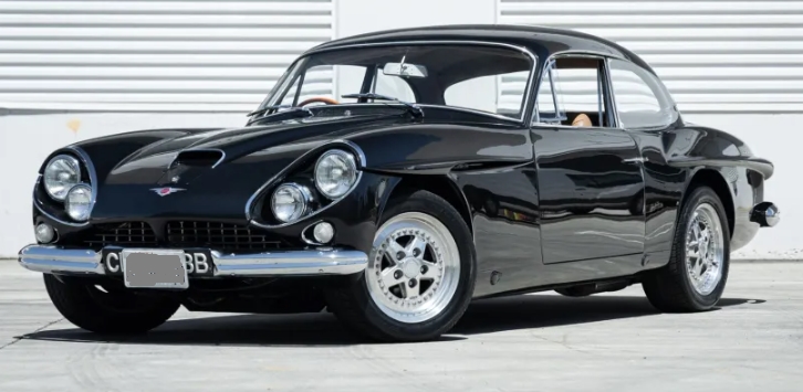 A Comprehensive History of the Jensen CV8