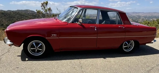 Rover 2000: The Trailblazer That Redefined British Executive Cars