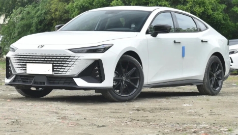 The Evolution of the Changan UNI-V: A Modern Fastback Sedan’s Rise