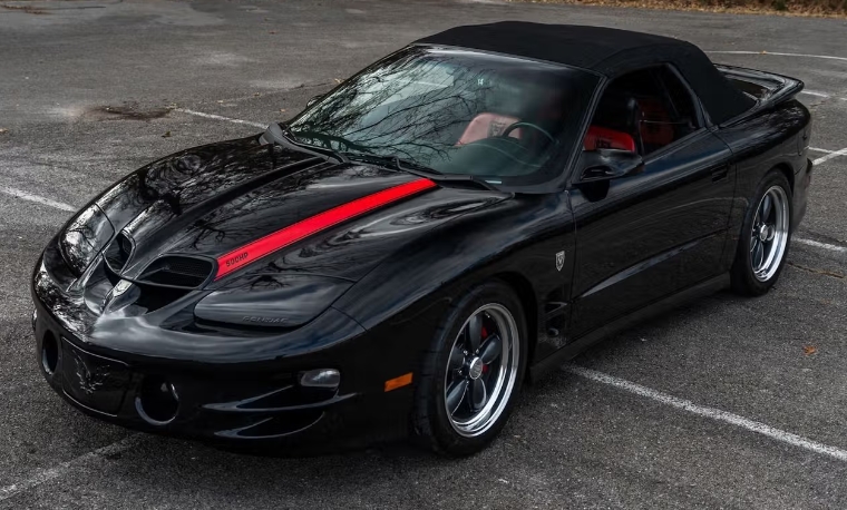 The 2002 GMMG Blackbird Trans Am: The Ultimate Farewell to Pontiac’s Pony Car
