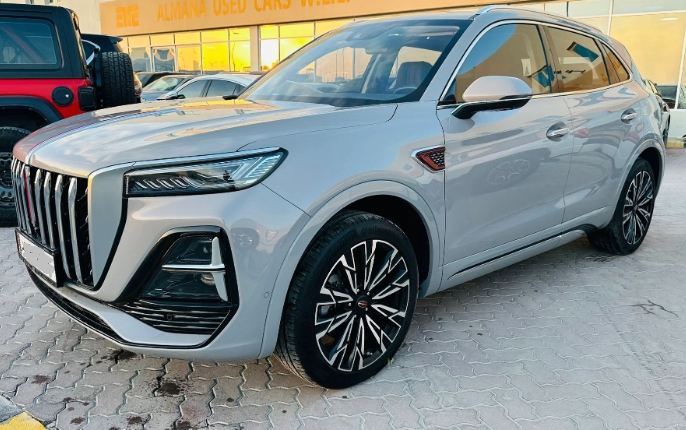 The Evolution of the Hongqi HS5: From Breakthrough SUV to Global Luxury Contender