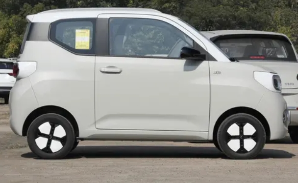 Wuling Hongguang Mini EV: The Evolution of China’s Iconic Micro Electric Car