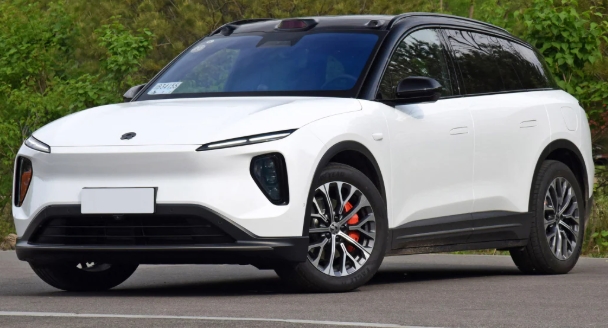 Evolution of the NIO ES6–EL6: From Premium Electric SUV to Versatile Executive SUV