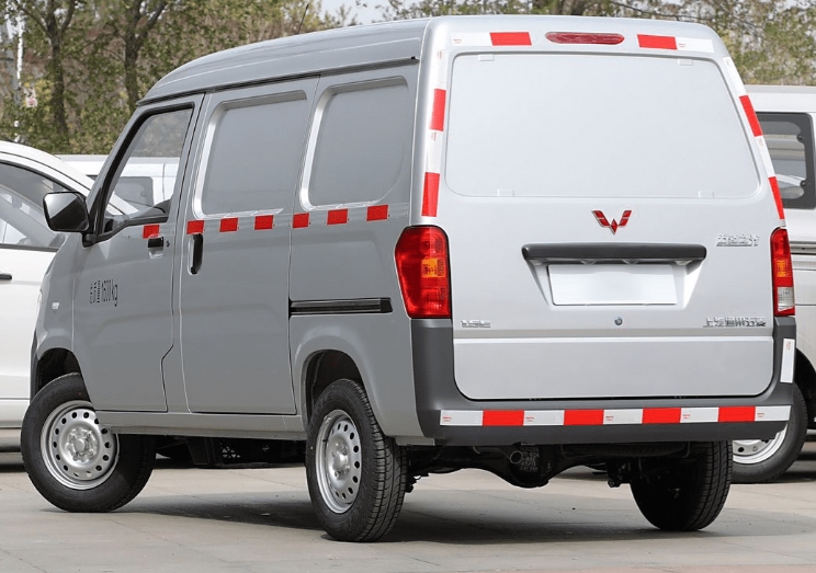 The Evolution of the Wuling Sunshine: China’s People’s Microvan