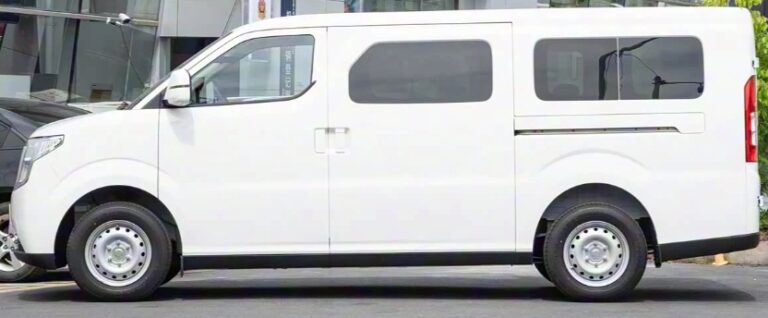 The Evolution of the Ruichi R5: DFSK’s Modern Electric Logistics Van