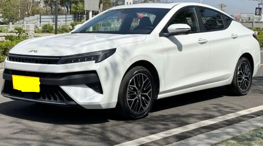 The Evolution of the Sehol A5 Plus: JAC Motors’ Modern Liftback Sedan