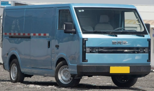 The Evolution of the SRM E3L: The Rise of a Practical Electric Commercial Van